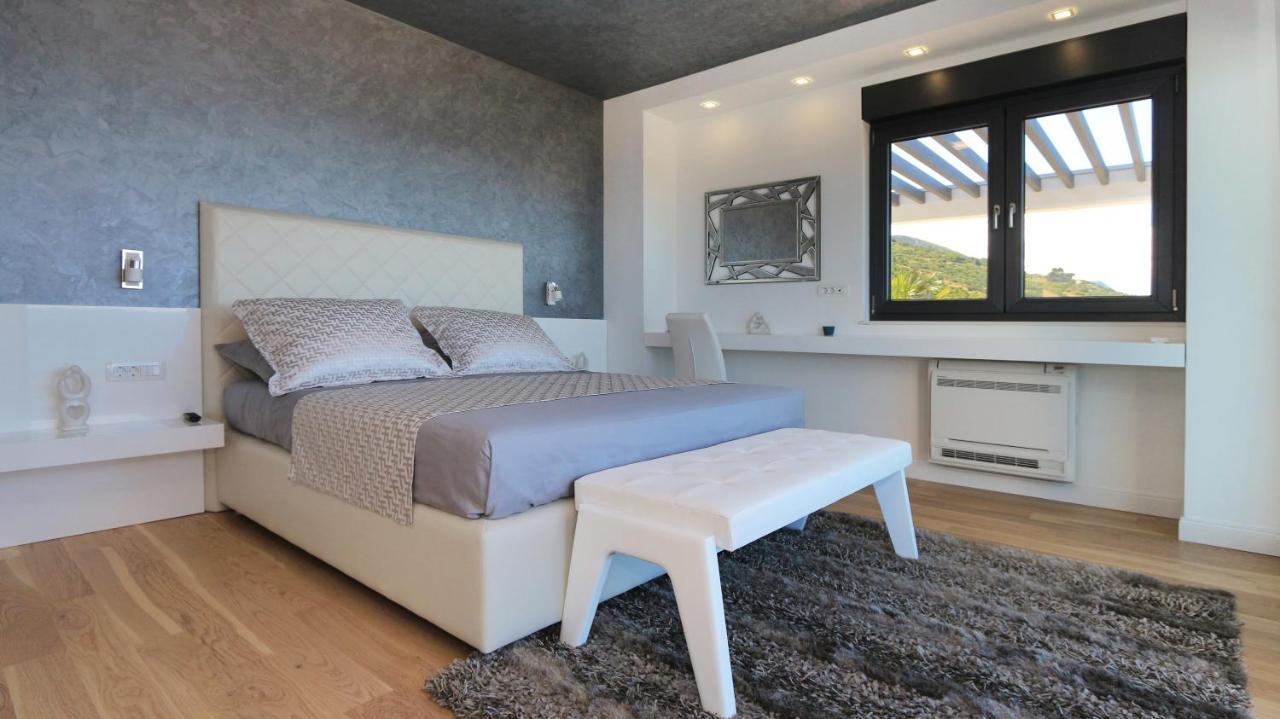 Villa Afrodita Makarska Eksteriør billede